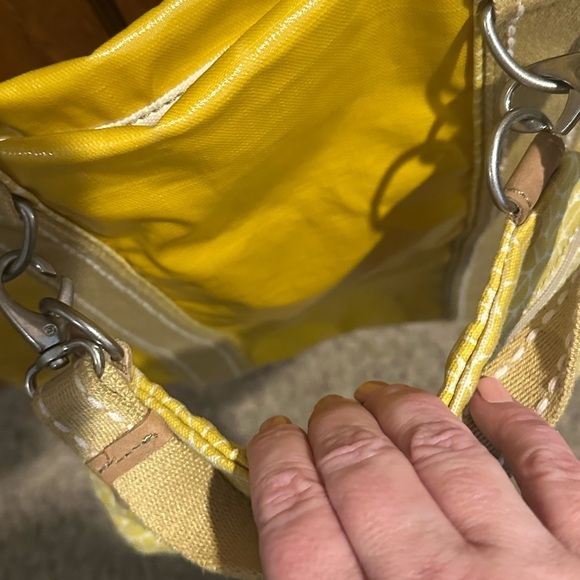 Fossil Yellow Canvas Tote with detachable small bag - Picture 3 of 9